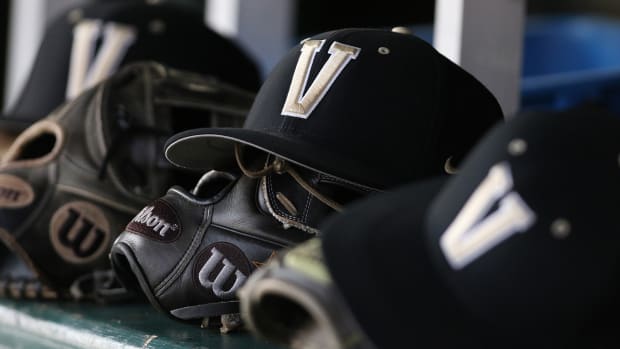 vanderbilt-hat-baseball.jpg